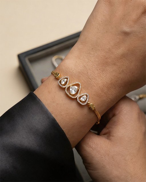 Luxury diamond bracelet crafted with certified diamonds
